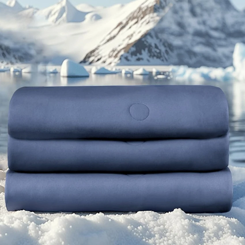 Newest Summer Quilt Soild Color Lightweight Comforter Soft Ice Silk Cooling Blanket with Double Side Arc-Chill Cold Tech Fabric